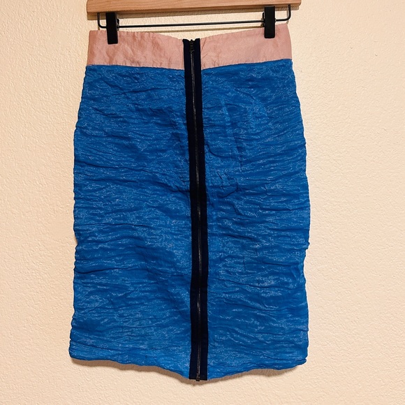 YIGAL AZROUEL Skirt with Metal Jewelry. Gorgeous & very unique! Est. Retail $795 - Picture 7 of 8